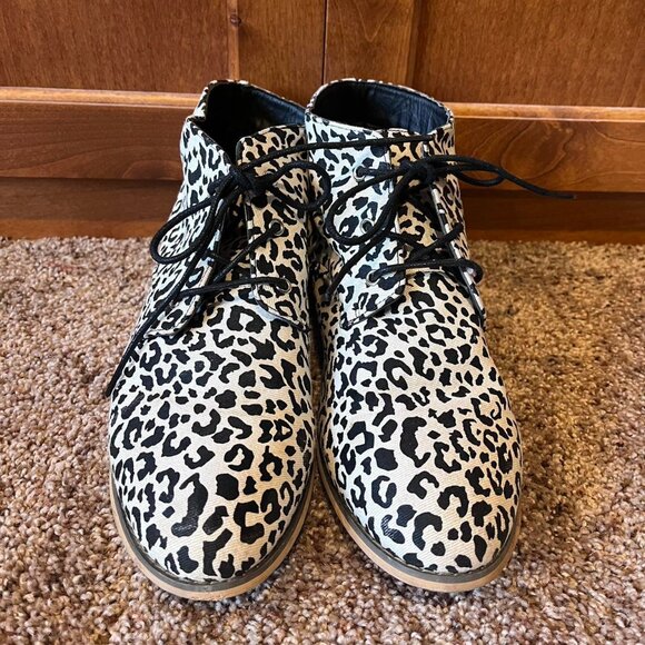 JC Black and White Leopard Print Ankle Boots 🐆 - Picture 2 of 3